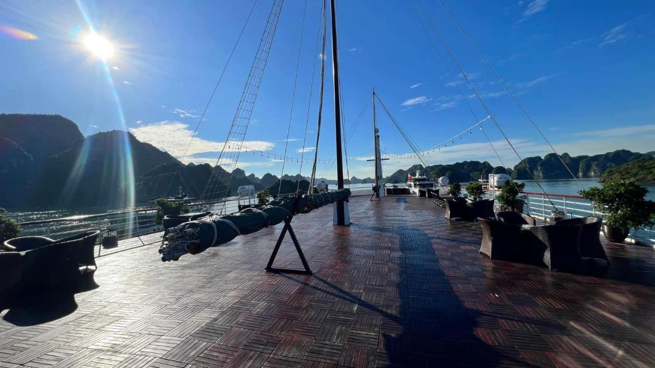 Erina Cruise By Hag Hotel Hạ Long-öböl Kültér fotó