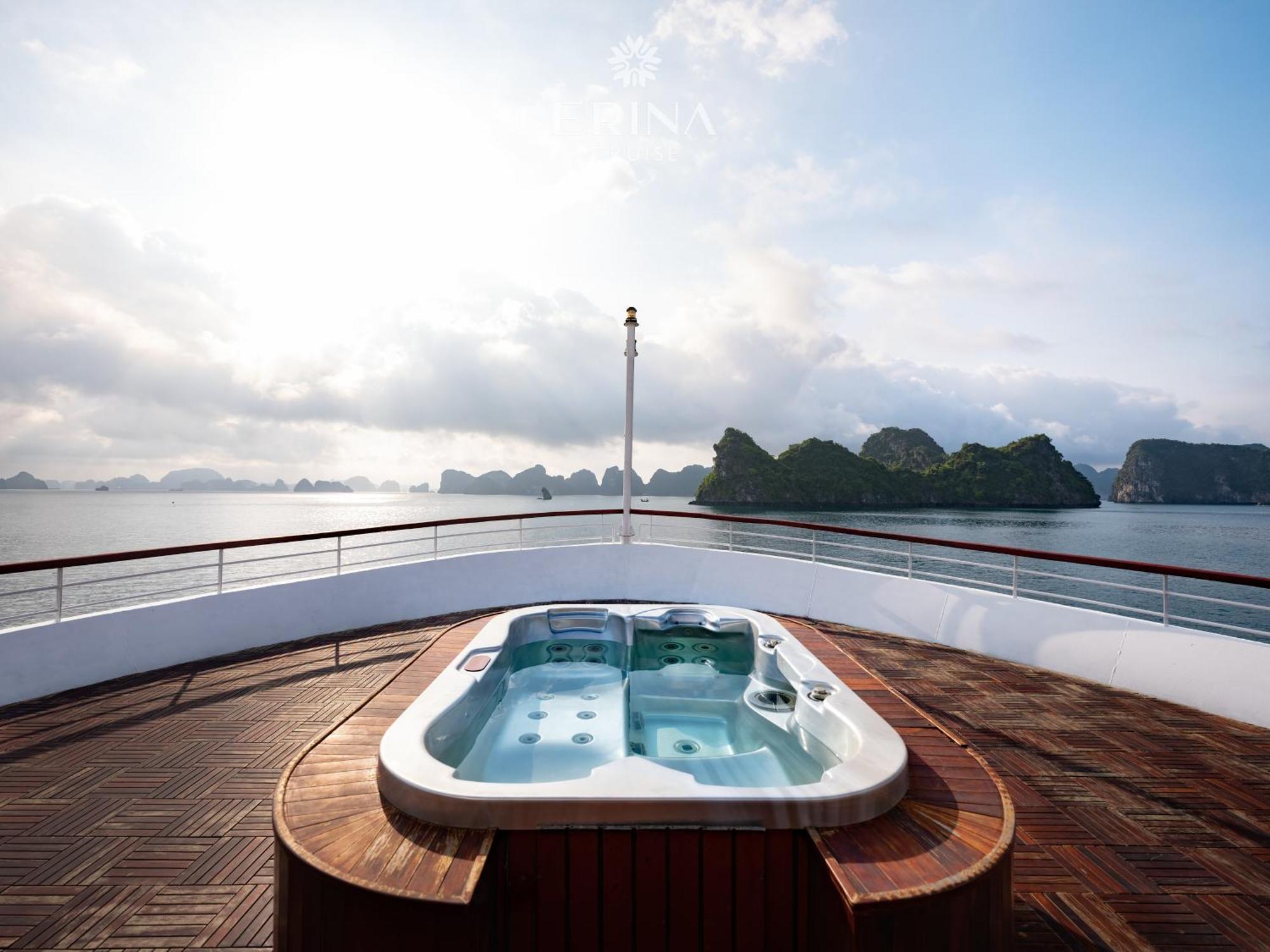 Erina Cruise By Hag Hotel Hạ Long-öböl Kültér fotó
